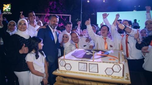 الحفل السنوي الأول ليافعي متلازمة الحب أبناء جمعية جذور (لكافيه سوسيت)